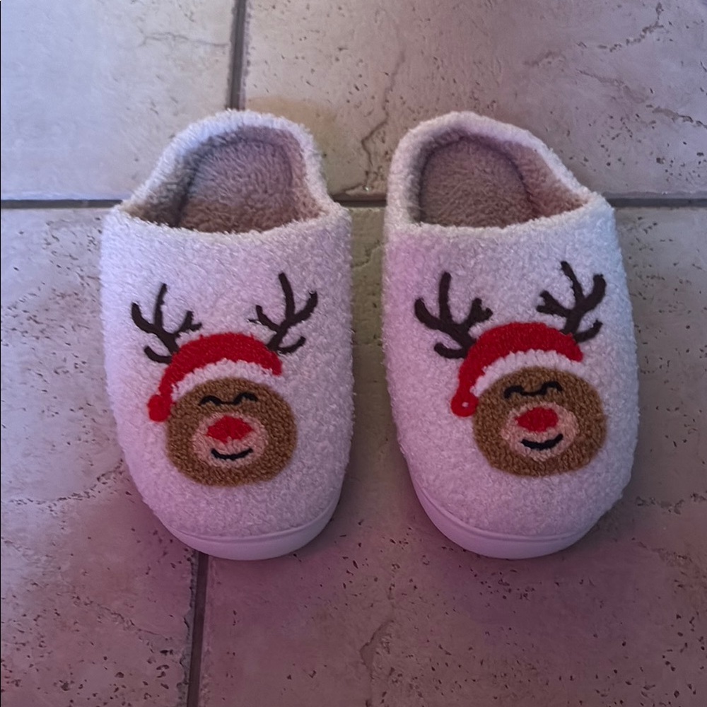 Cozy Reindeer Slippers with Red Accents